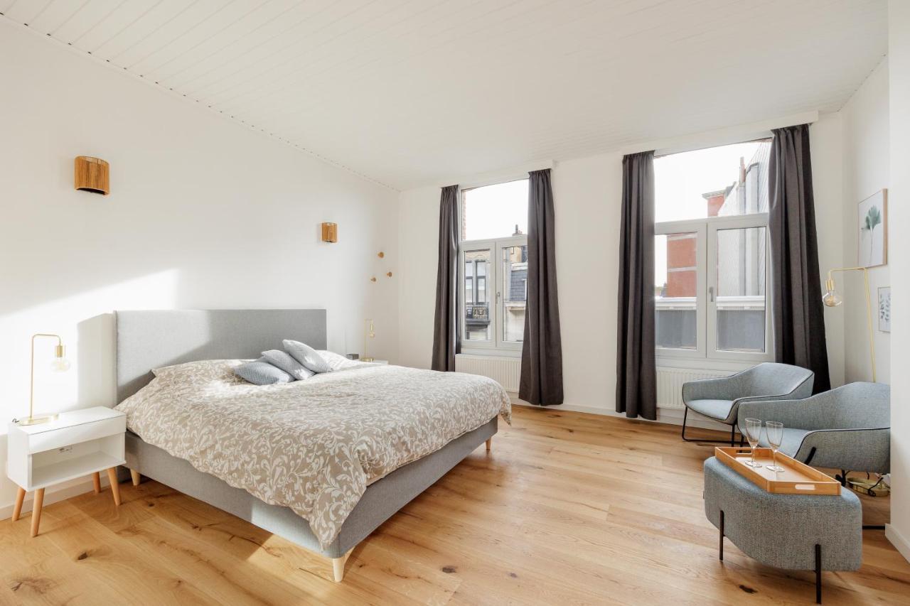 Surprimo - Gerenoveerd Appartement Antwerp Luaran gambar