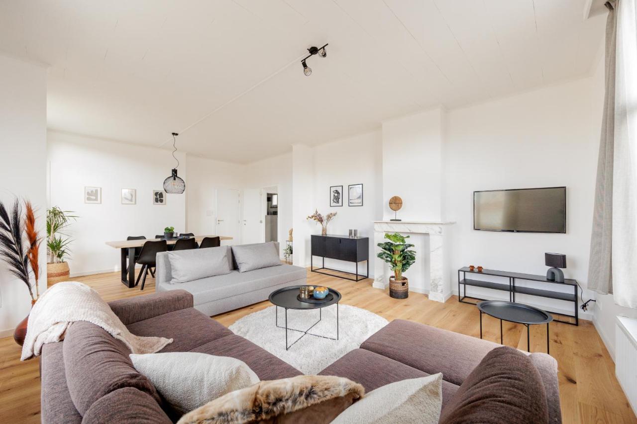 Surprimo - Gerenoveerd Appartement Antwerp Luaran gambar